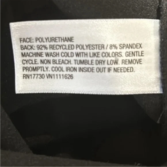 Sleek Black Leather Pants - Picture 4 of 4